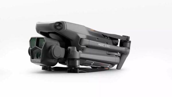 DJI Mavic 3 Pro Fly More Combo avec DJI RC Pro – Image 3