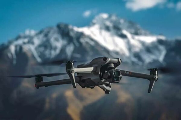 DJI Air 3 et radiocommande DJI RC-N2 – Image 10