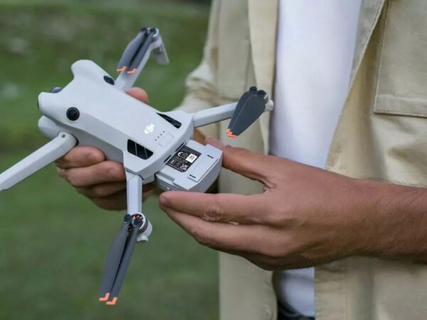 DJI Mini 4 Pro avec radiocommande DJI RC 2 – Image 5