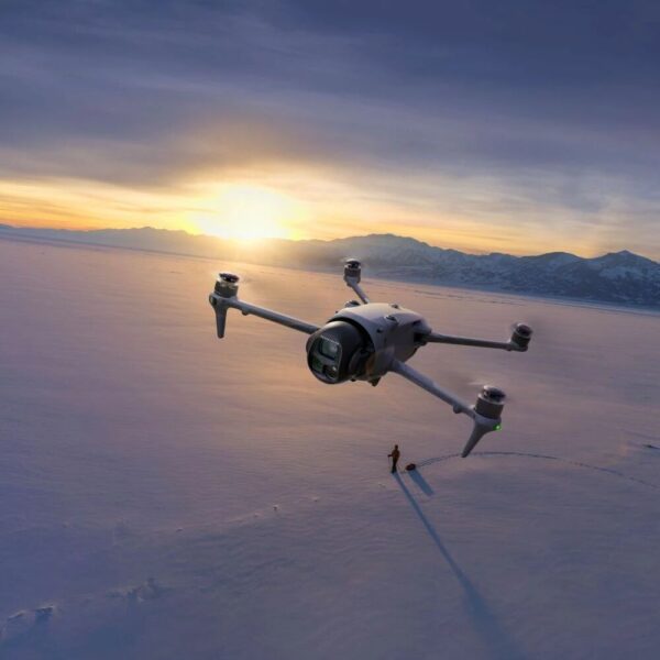DJI Mavic 4 Pro Fly More Combo avec DJI RC 2 – Image 3